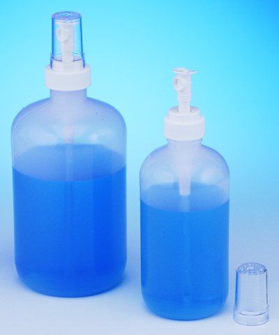 Spray pump bottles