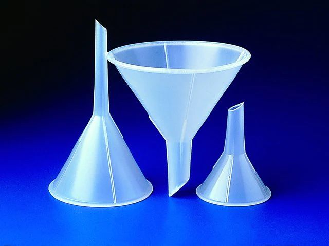 Scienceware<sup>®</sup> heavy-duty lab-type polypropylene funnel