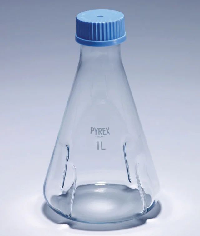 Pyrex<sup>®</sup> Culture flask, baffled, PTFE membrane screwcap