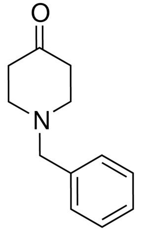 1-Benzyl-4-piperidone