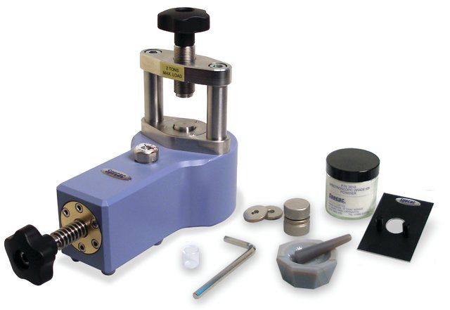 Specac<sup>®</sup> mini-pellet press pack