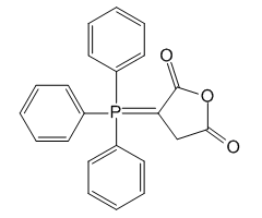 2-(Triphenylphosphoranylidene)succinic anhydride