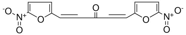 1,5-BIS-(5-NITRO-2-FURYL)-1,4-PENTADIEN-3-ONE