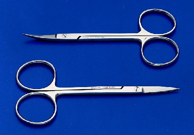 Micro-dissecting scissors