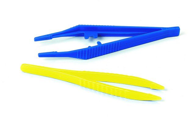 Disposable forceps